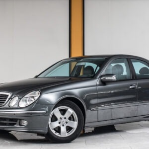 Mercedes-Benz E 220 Avantgarde 2.2L Diesel / Boite Automatique
